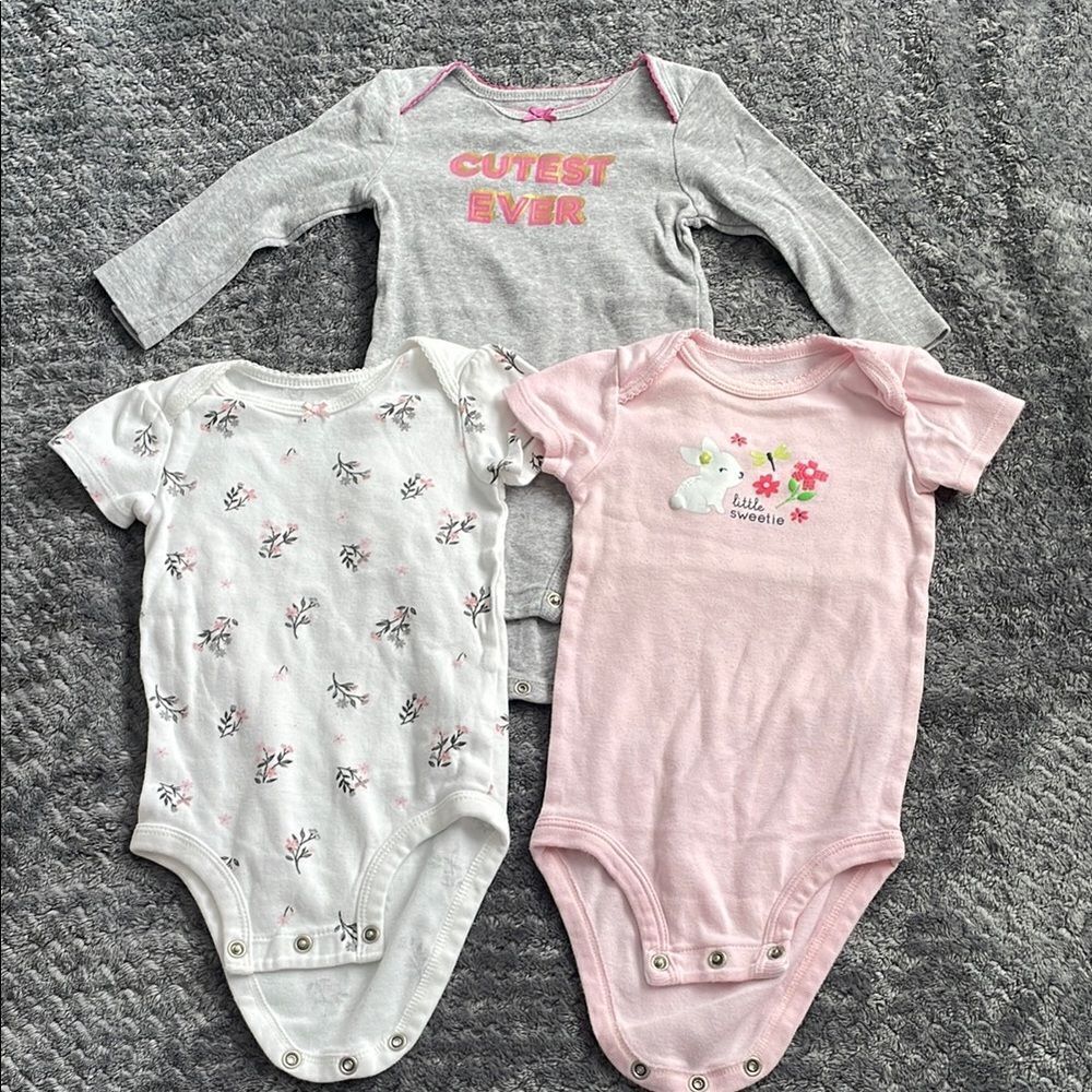 Carter's Gray and White Bodysuit Set for Babies - Picture 1 of 5